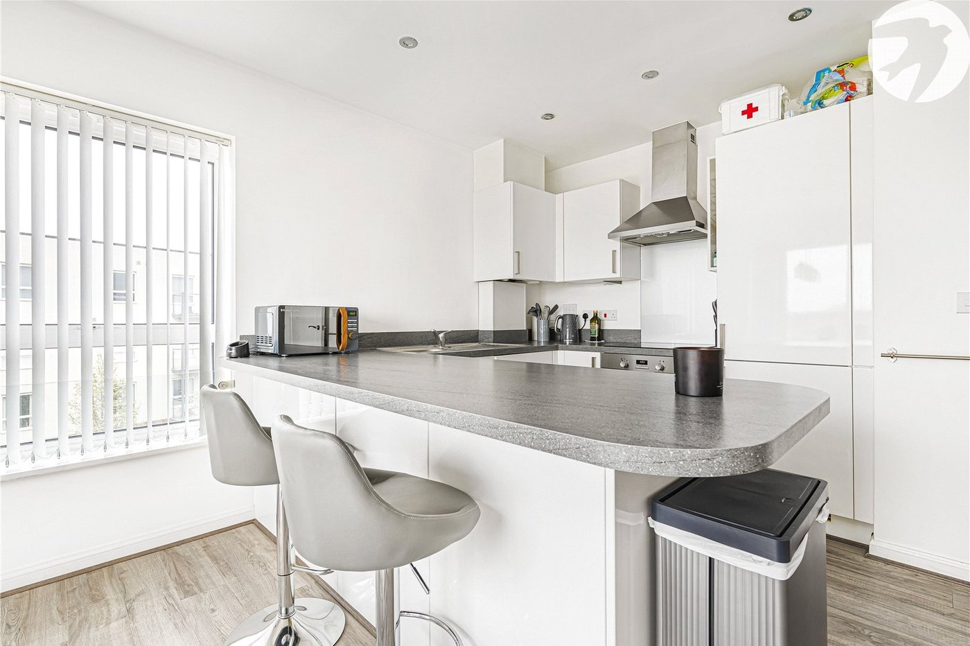 2 bedroom property for sale in Castle Hill | Robinson Jackson