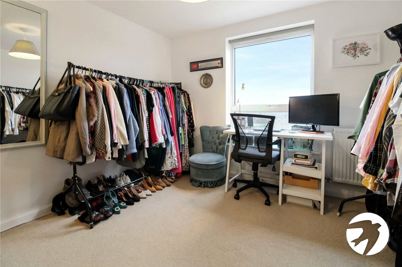 2 bedroom property for sale in Castle Hill | Robinson Jackson