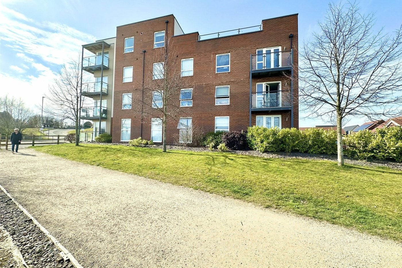 2 bedroom property for sale in Castle Hill | Robinson Jackson