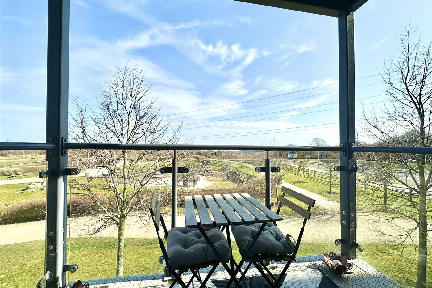 2 bedroom property for sale in Castle Hill | Robinson Jackson