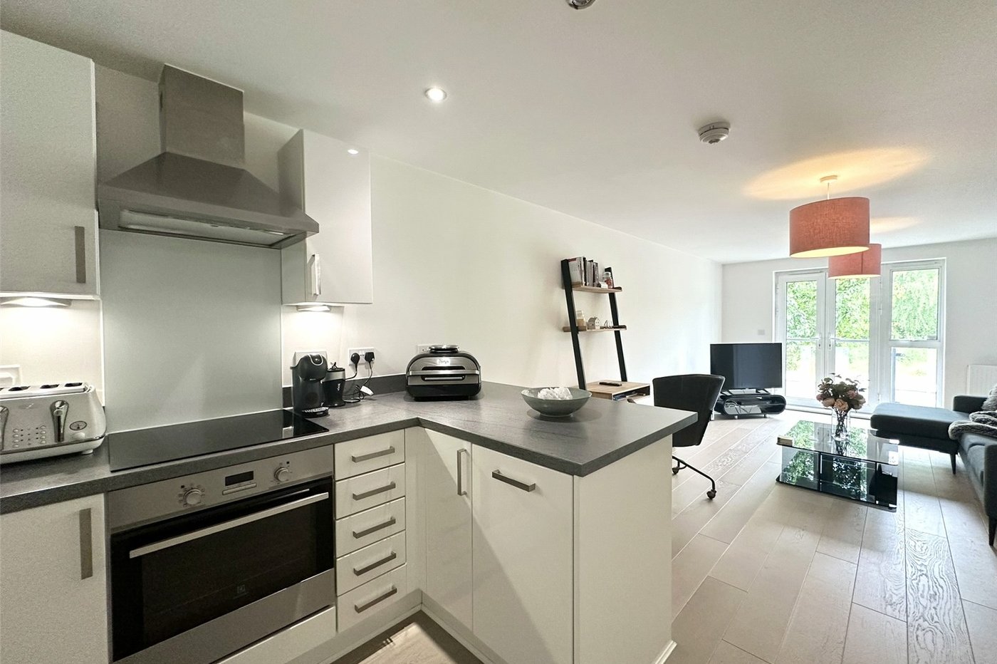 1 bedroom property for sale in Castle Hill | Robinson Jackson