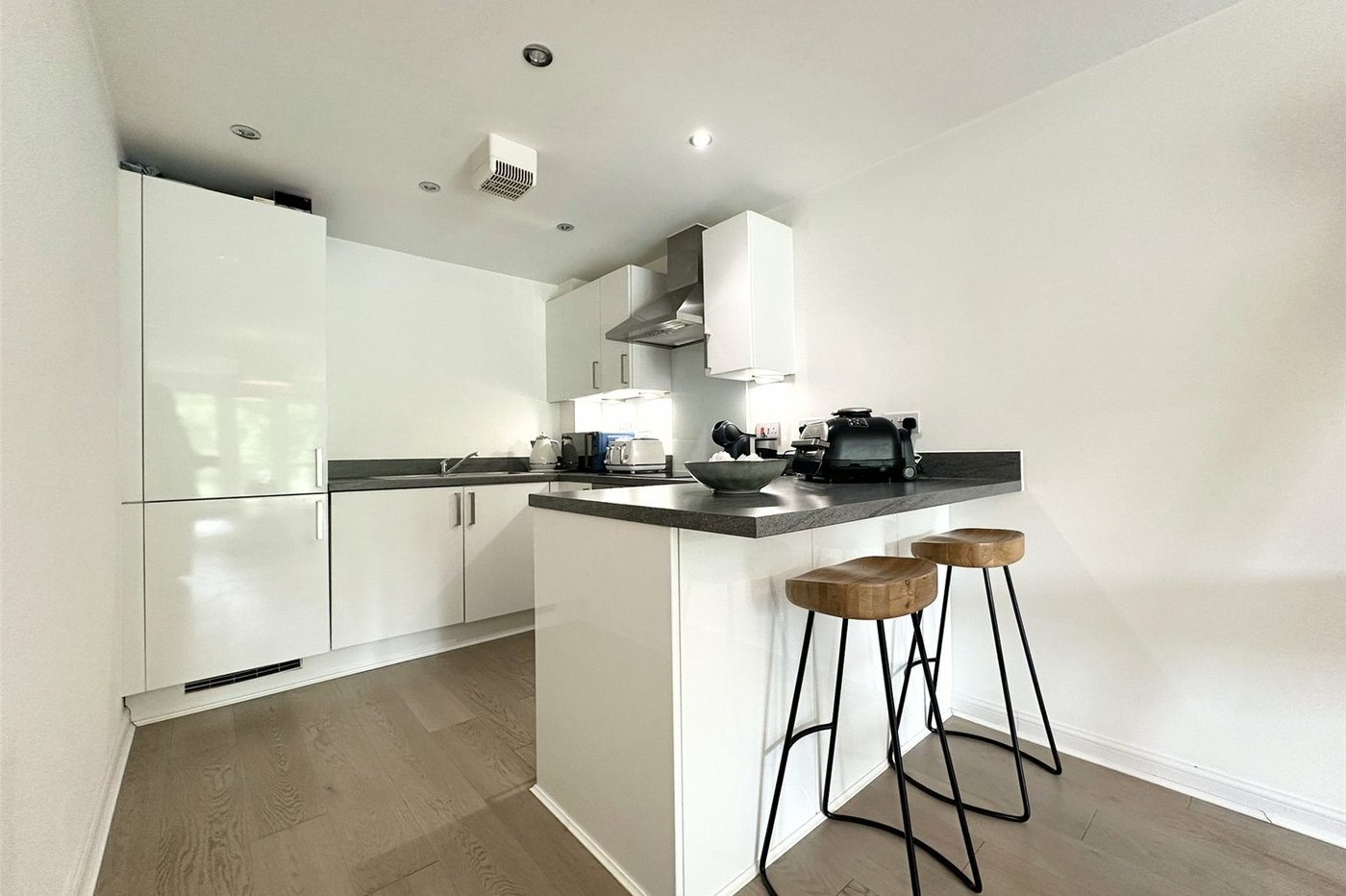 1 bedroom property for sale in Castle Hill | Robinson Jackson
