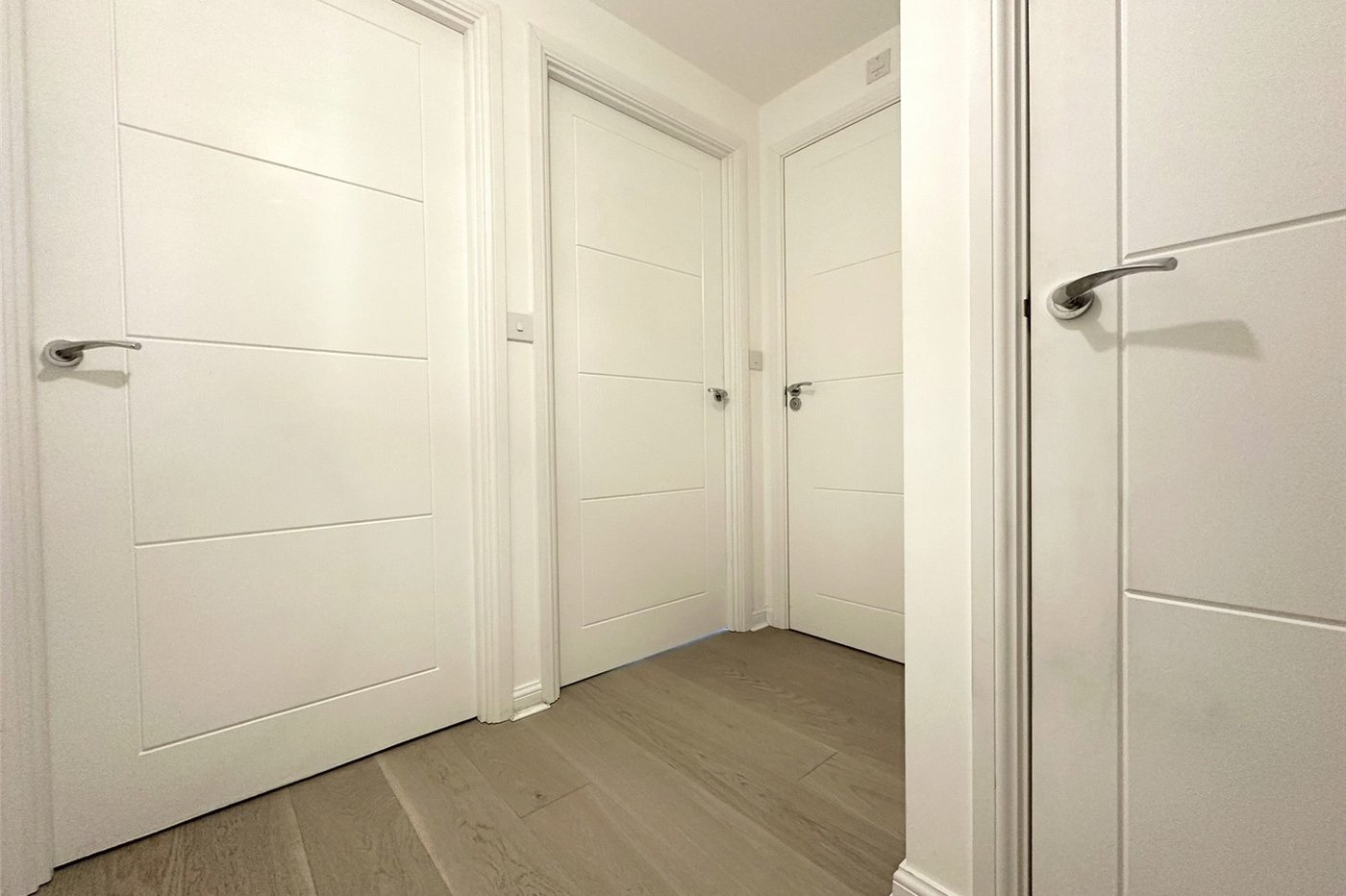 1 bedroom property for sale in Castle Hill | Robinson Jackson