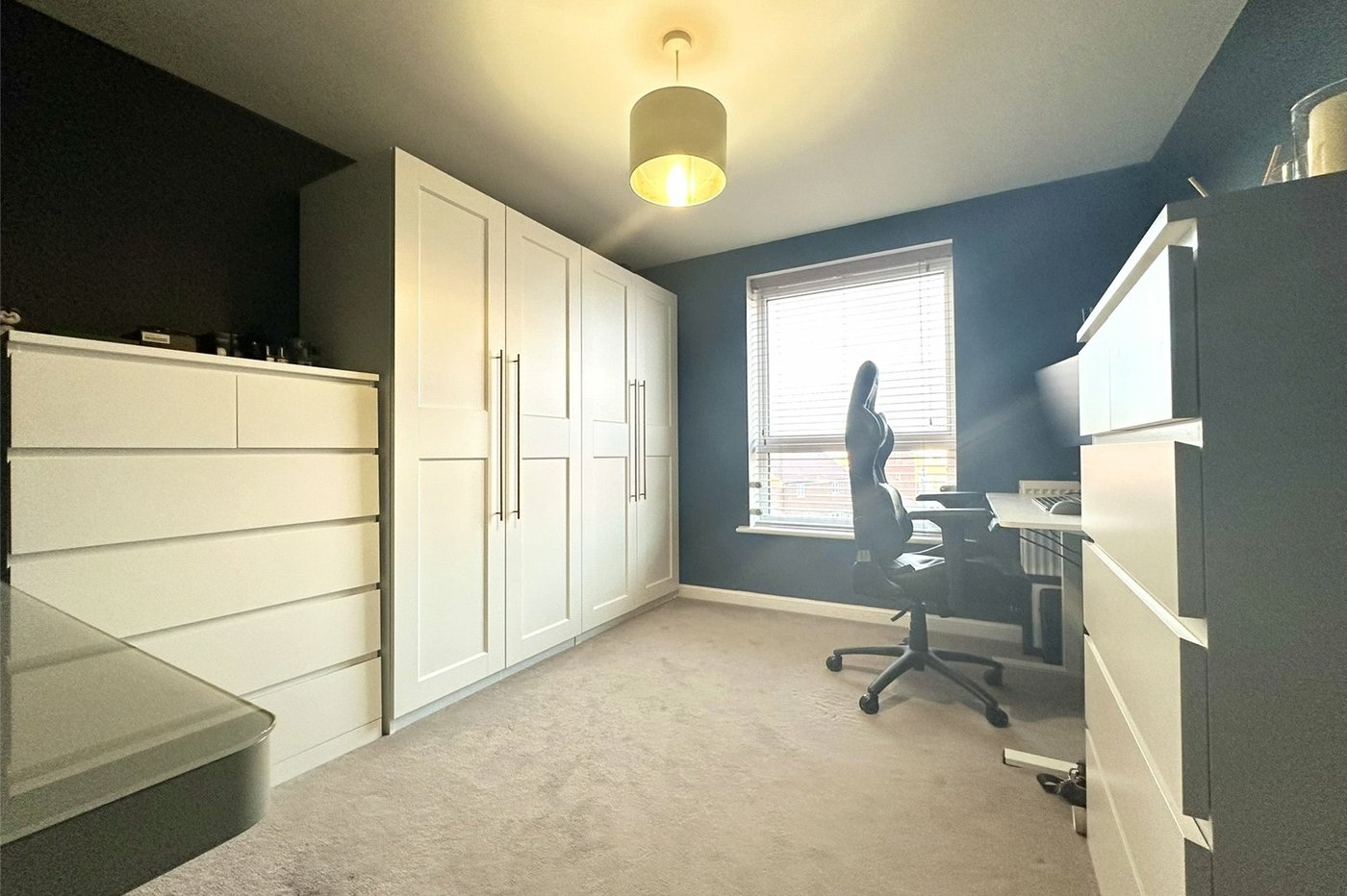 2 bedroom property for sale in Castle Hill | Robinson Jackson