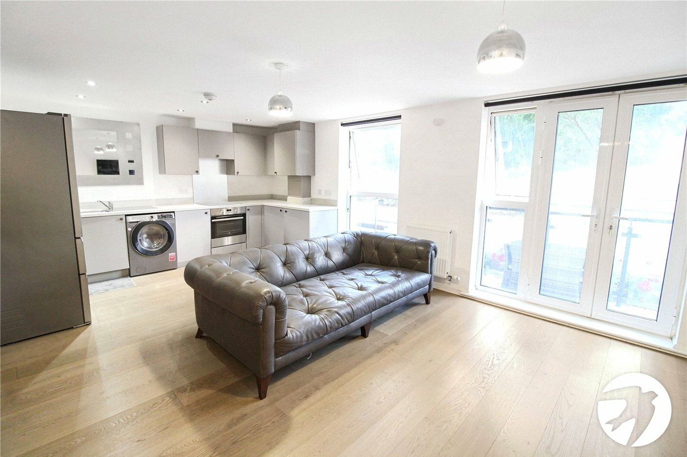 2 bedroom property for sale in Castle Hill | Robinson Jackson