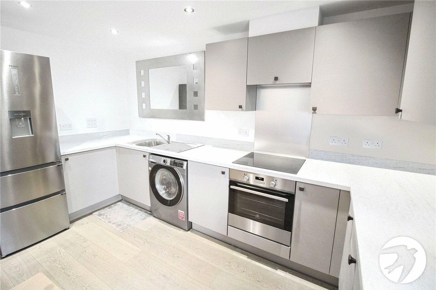 2 bedroom property for sale in Castle Hill | Robinson Jackson