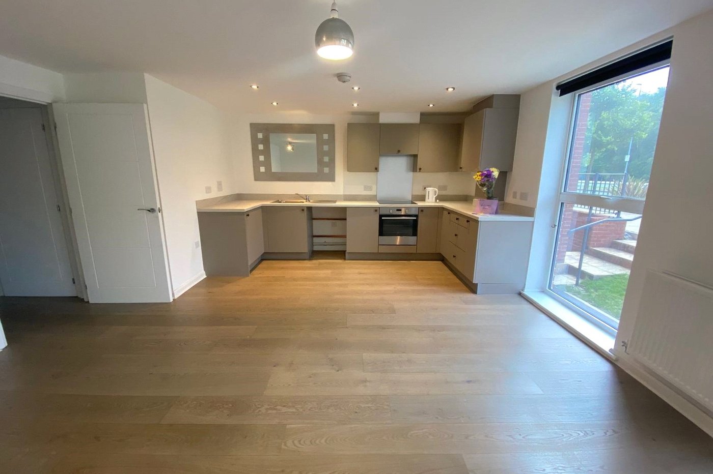 2 bedroom property for sale in Castle Hill | Robinson Jackson
