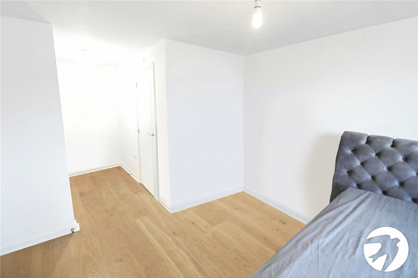 2 bedroom property for sale in Castle Hill | Robinson Jackson