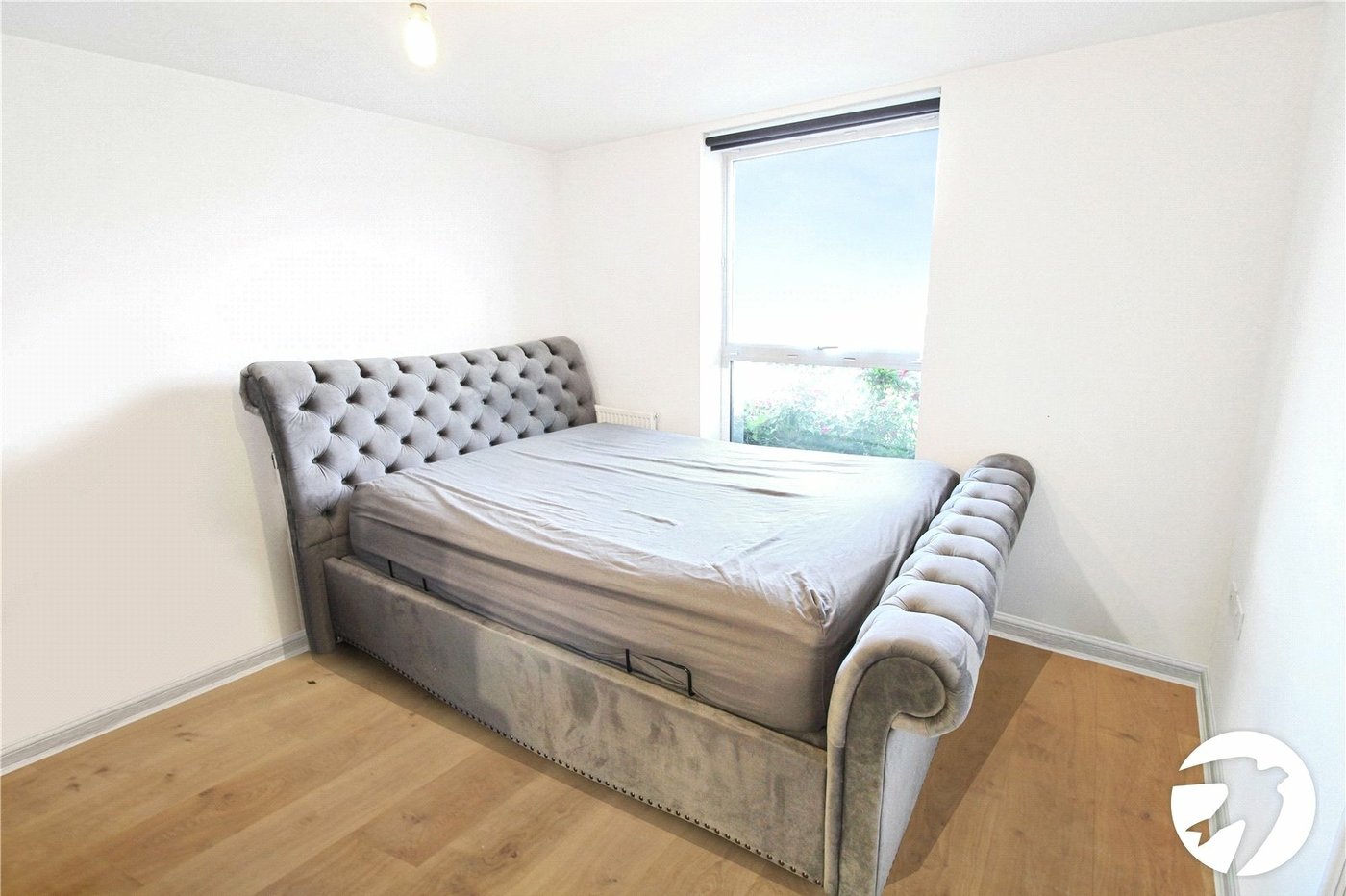 2 bedroom property for sale in Castle Hill | Robinson Jackson