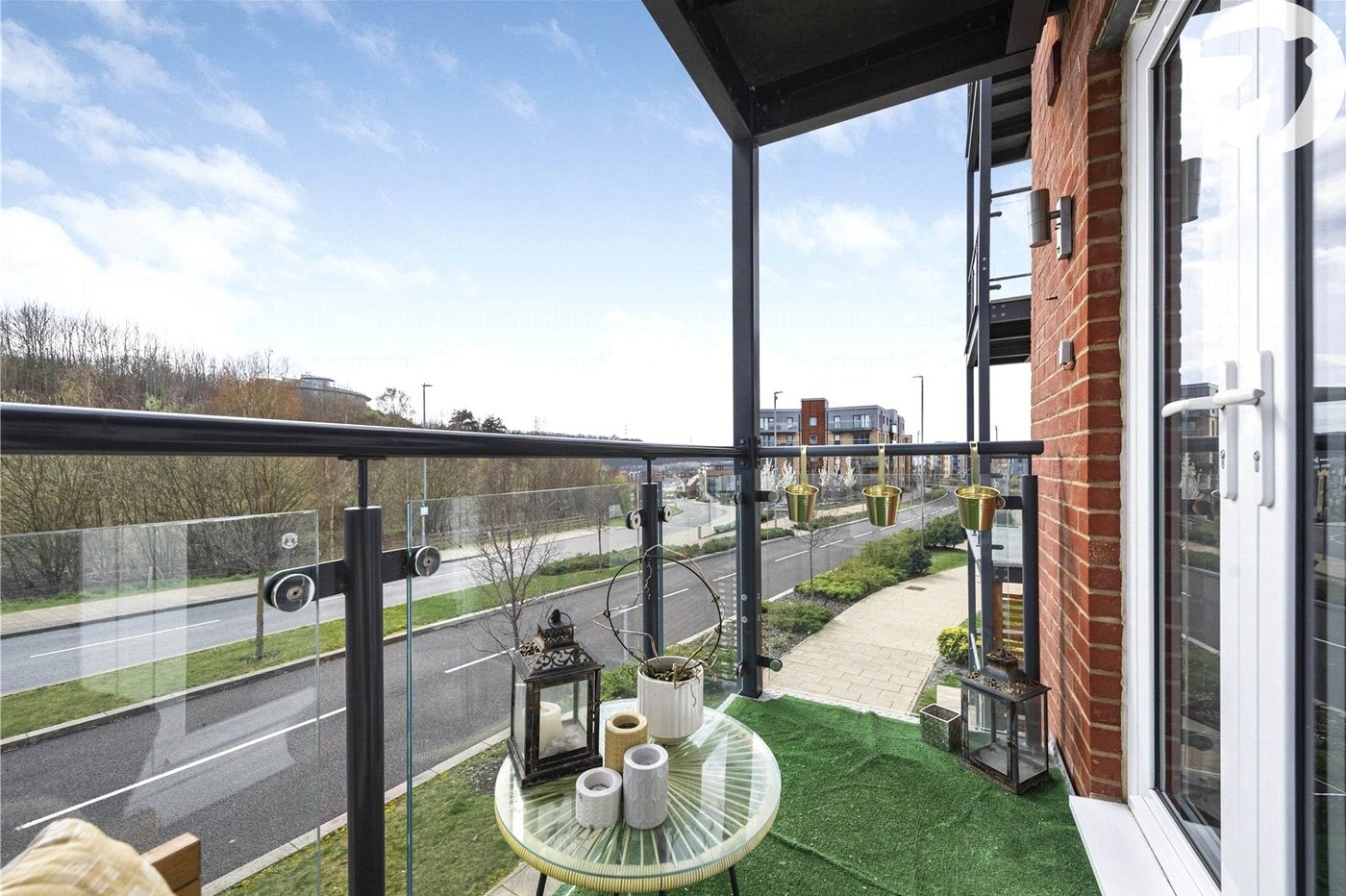 1 bedroom property for sale in Castle Hill | Robinson Jackson