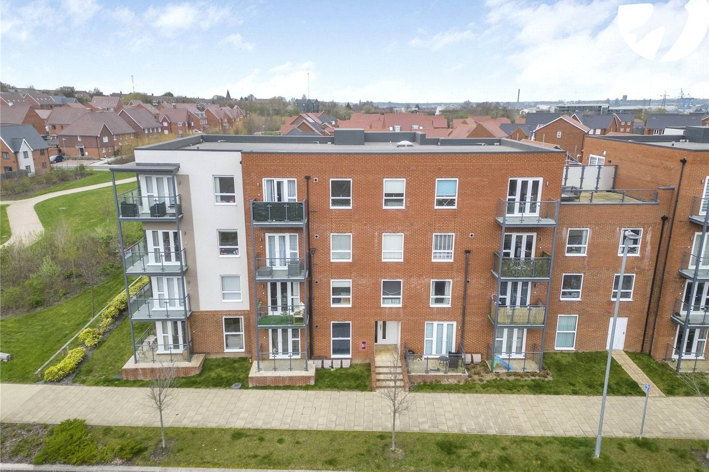 1 bedroom property for sale in Castle Hill | Robinson Jackson