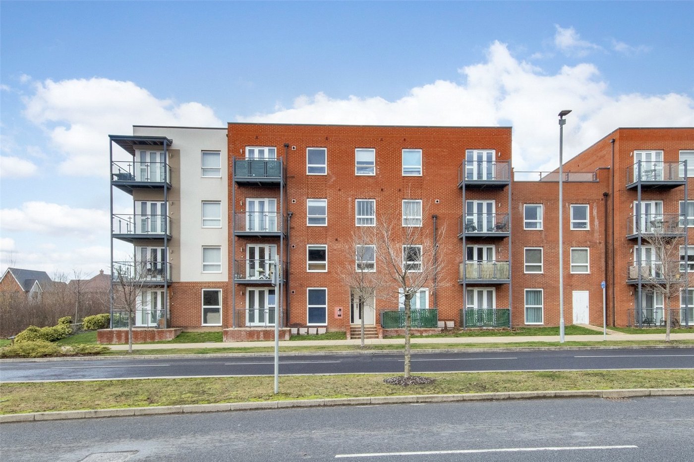 1 bedroom property for sale in Castle Hill | Robinson Jackson