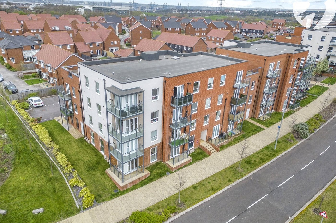 1 bedroom property for sale in Castle Hill | Robinson Jackson