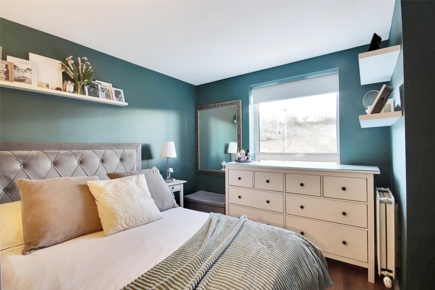 1 bedroom property for sale in Castle Hill | Robinson Jackson