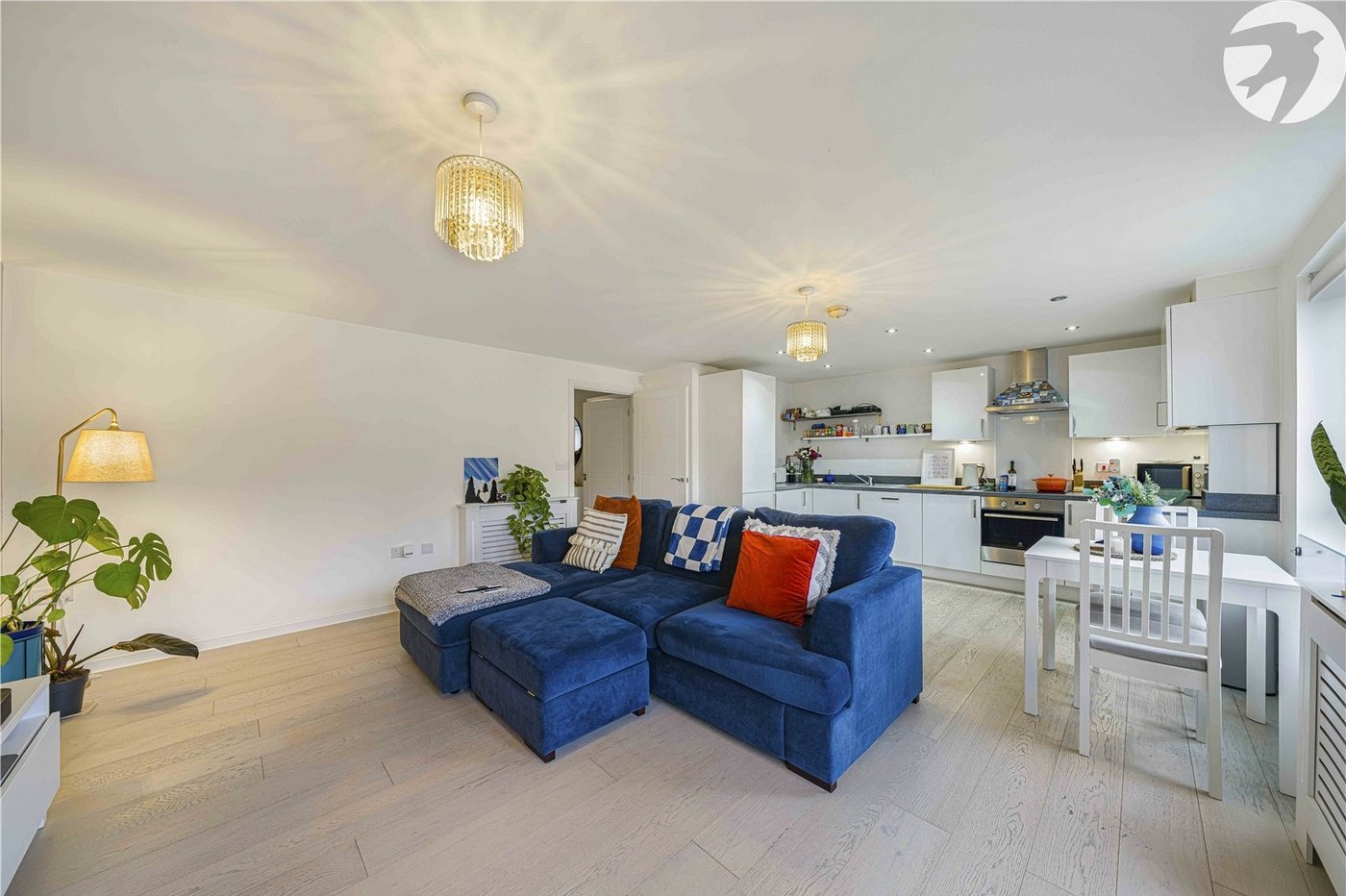 2 bedroom property for sale in Castle Hill | Robinson Jackson