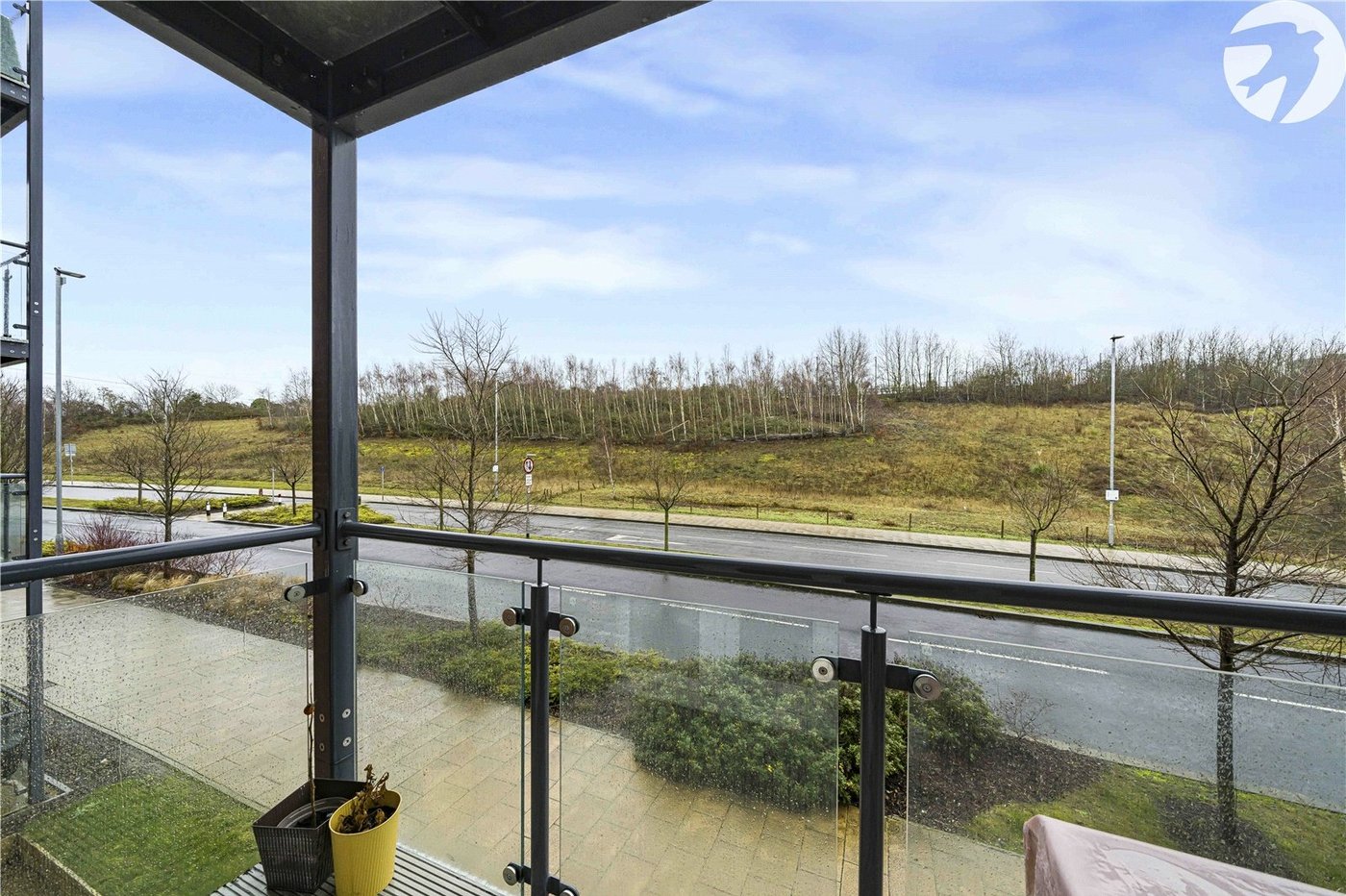 2 bedroom property for sale in Castle Hill | Robinson Jackson