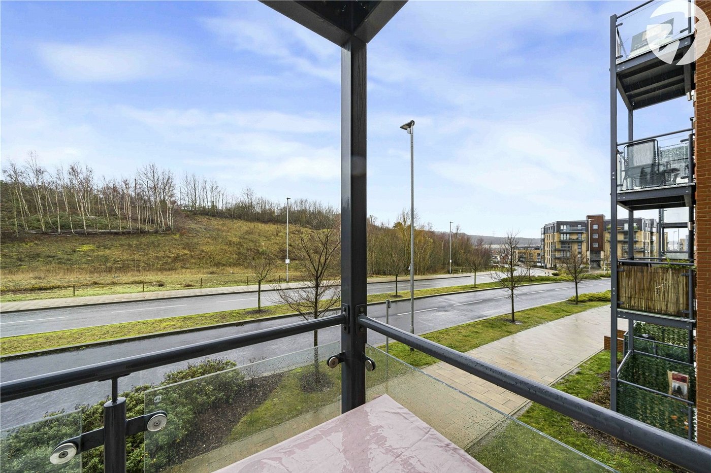 2 bedroom property for sale in Castle Hill | Robinson Jackson