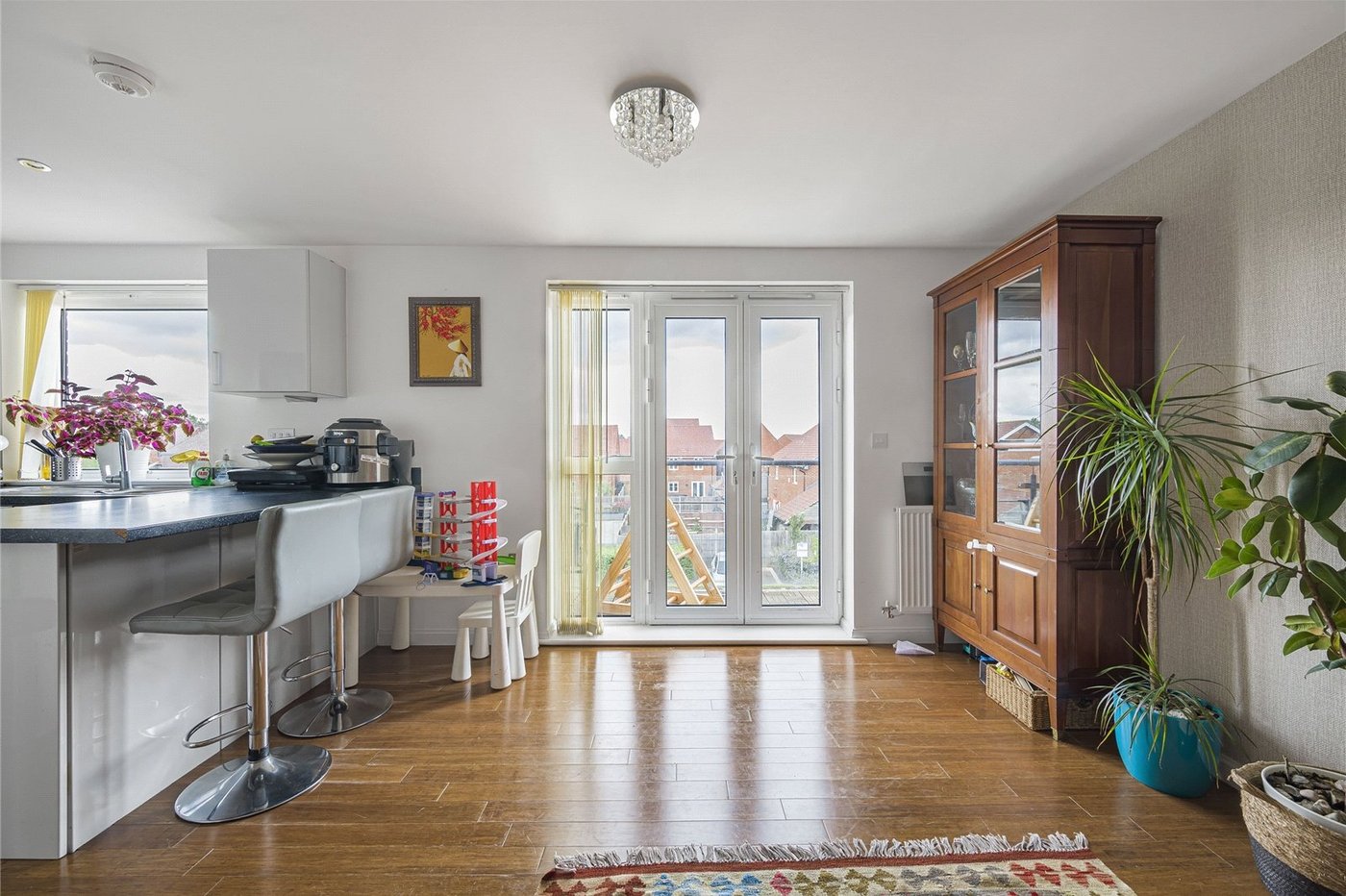 2 bedroom property for sale in Castle Hill | Robinson Jackson