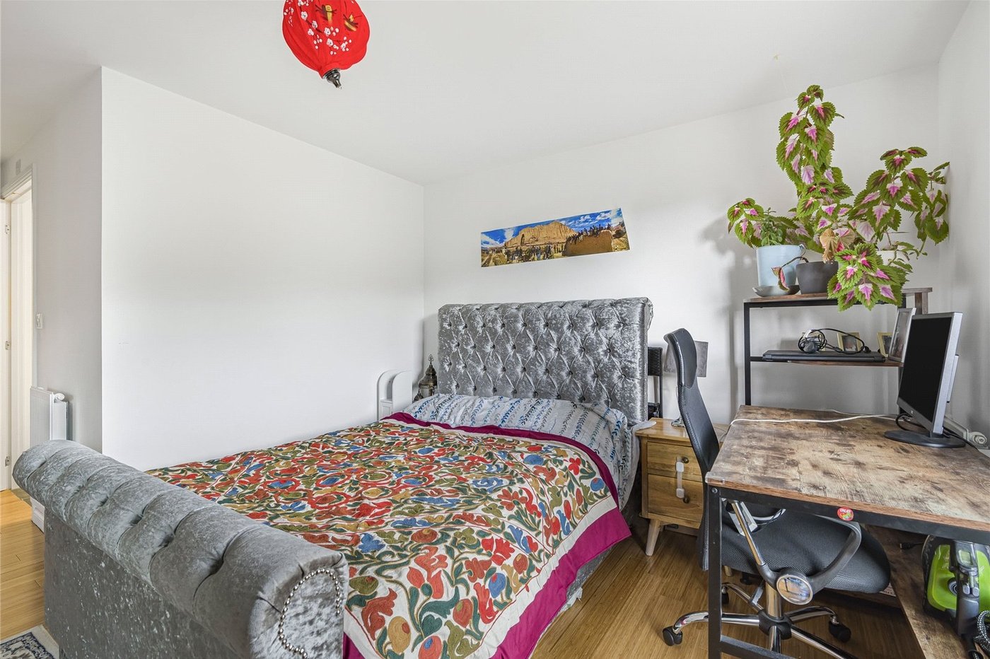 2 bedroom property for sale in Castle Hill | Robinson Jackson