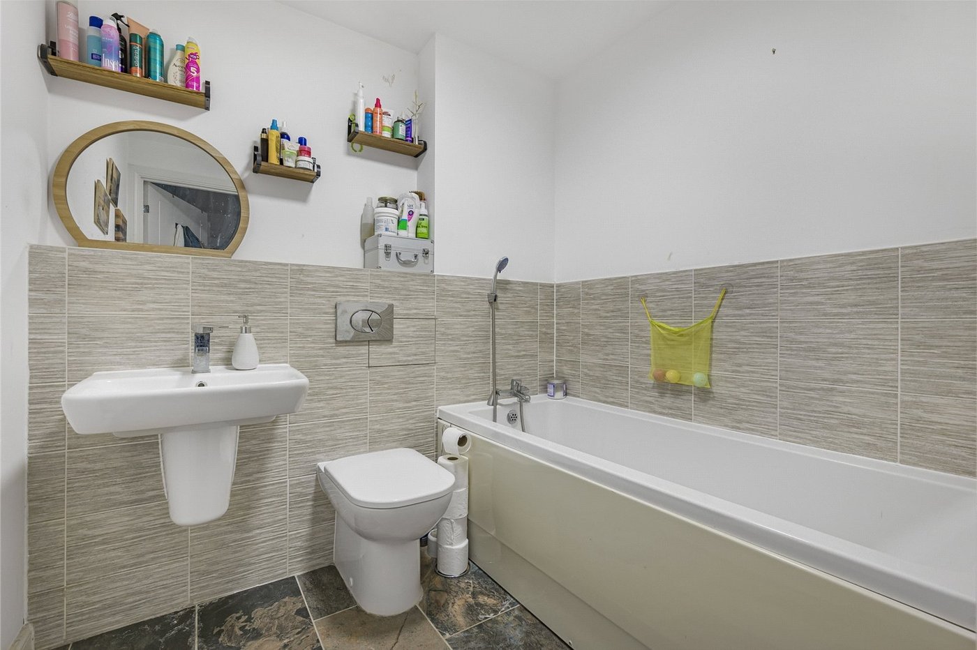 2 bedroom property for sale in Castle Hill | Robinson Jackson