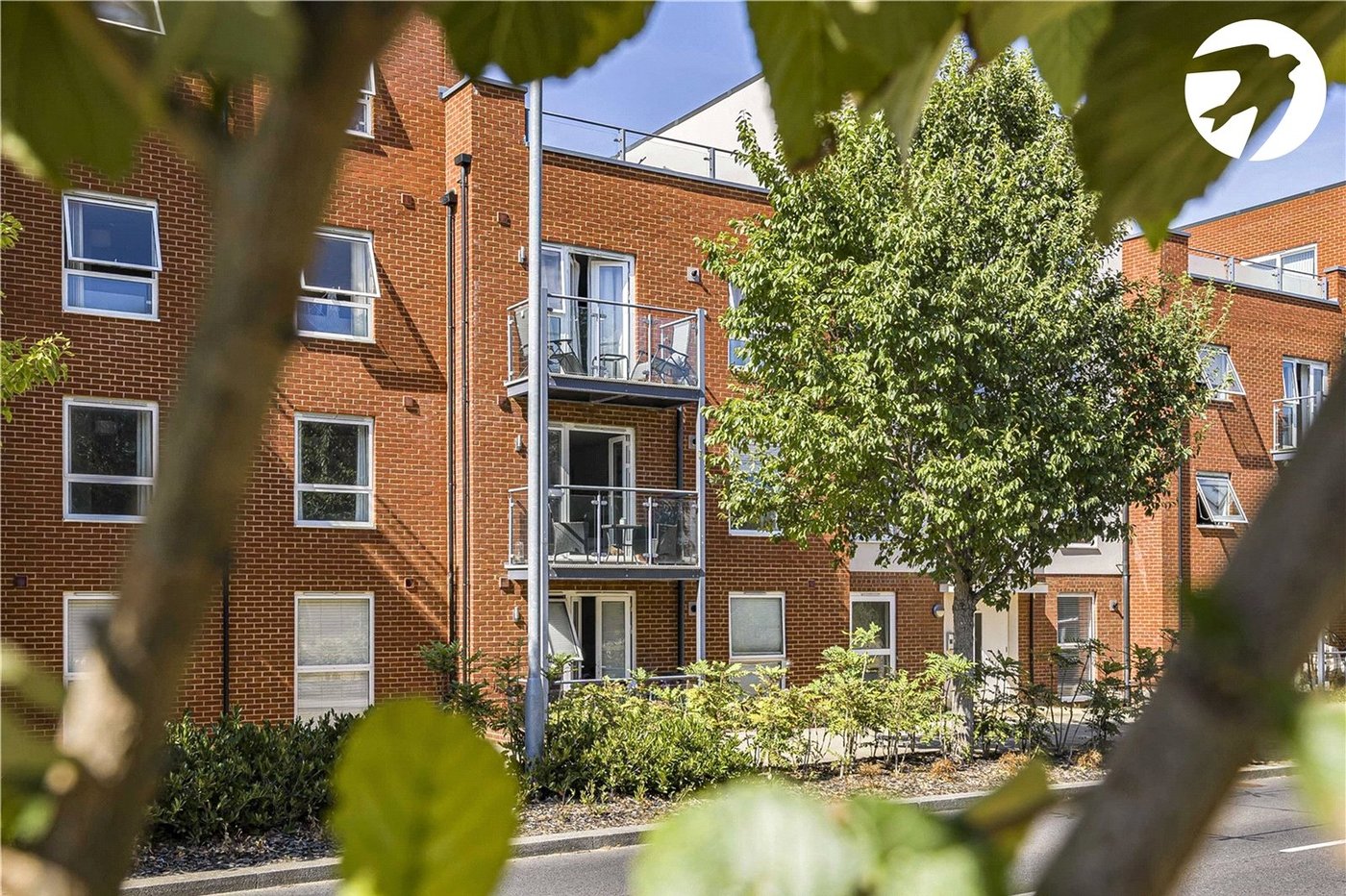 1 bedroom property for sale in Castle Hill | Robinson Jackson