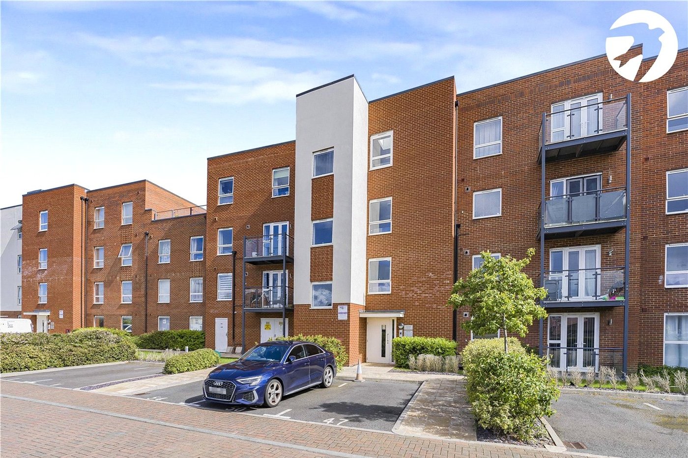 1 bedroom property for sale in Castle Hill | Robinson Jackson