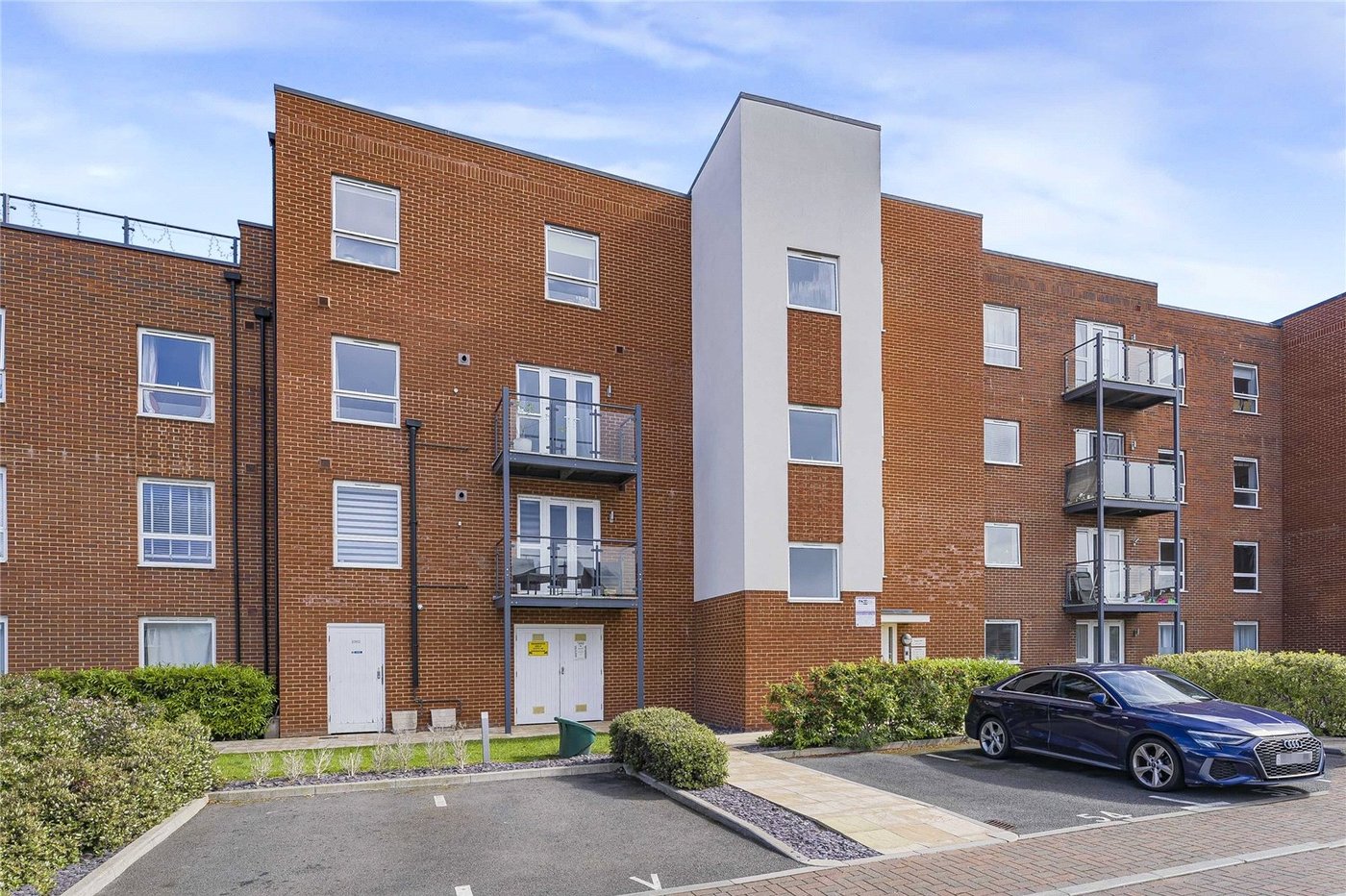 1 bedroom property for sale in Castle Hill | Robinson Jackson