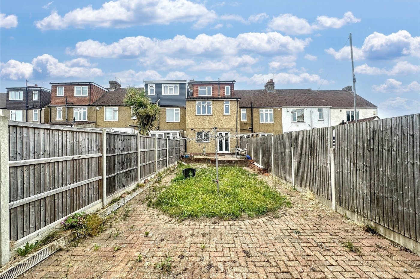 3 bedroom house for sale in Twydall | Robinson Michael & Jackson