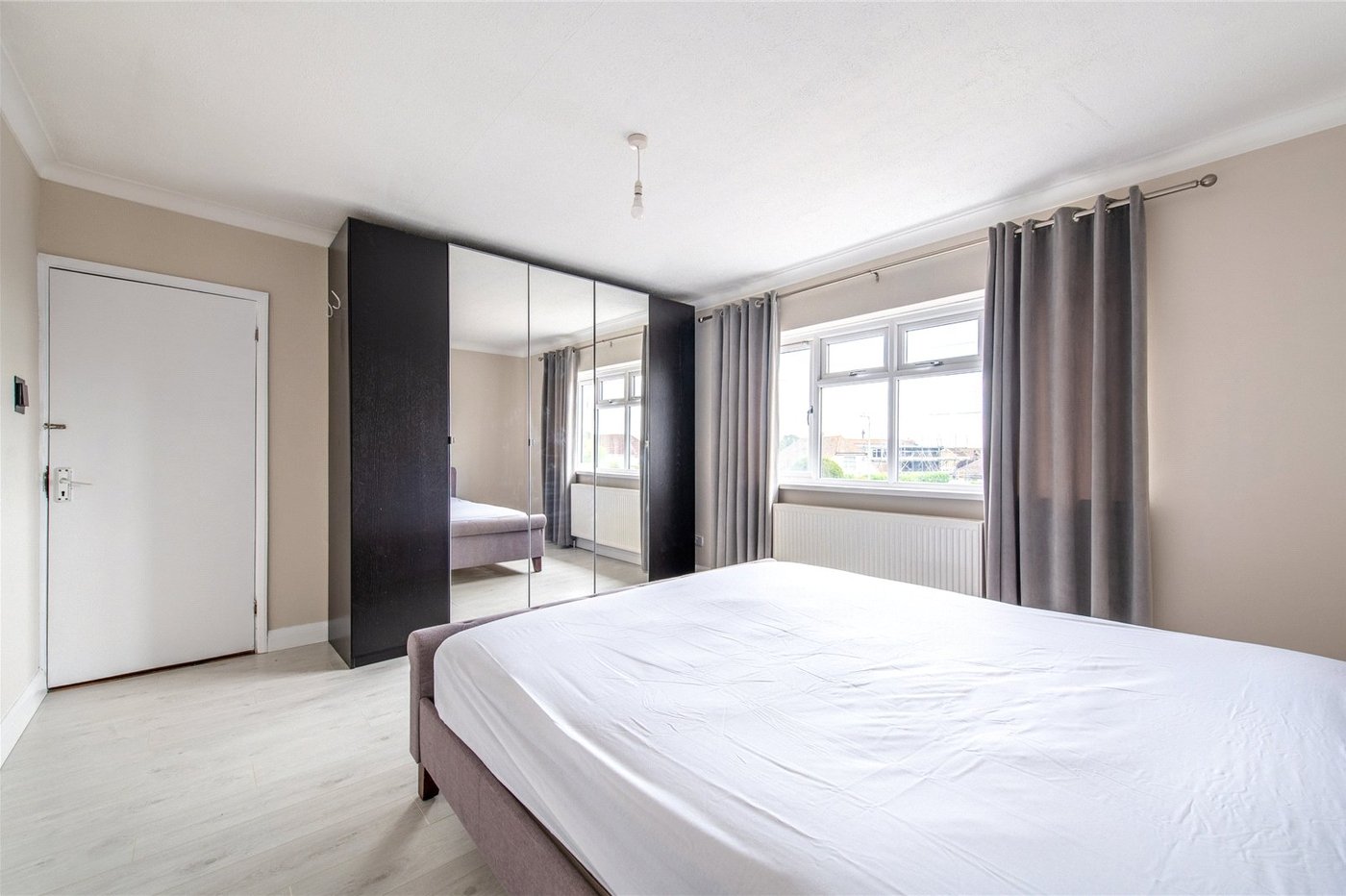 3 bedroom house for sale in Istead Rise | Robinson Michael & Jackson