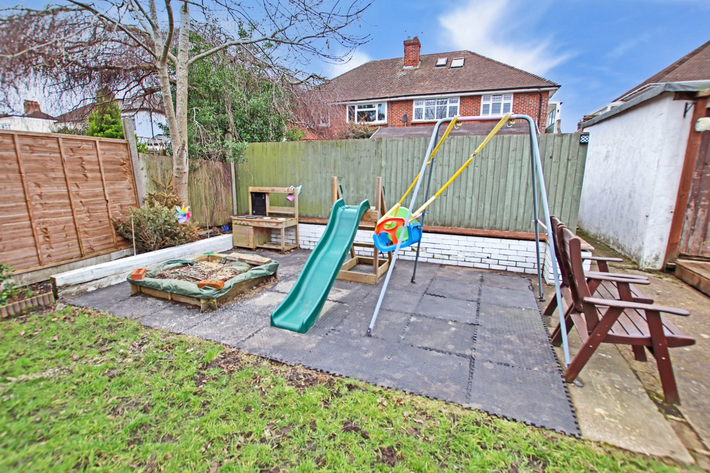 2 bedroom property for sale in Sidcup | Robinson Jackson