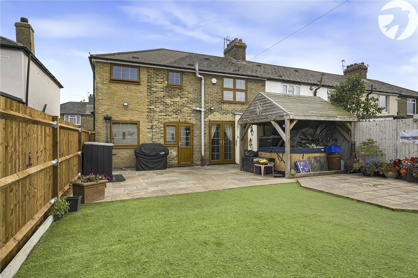 3 bedroom house for sale in Swanscombe | Robinson Jackson