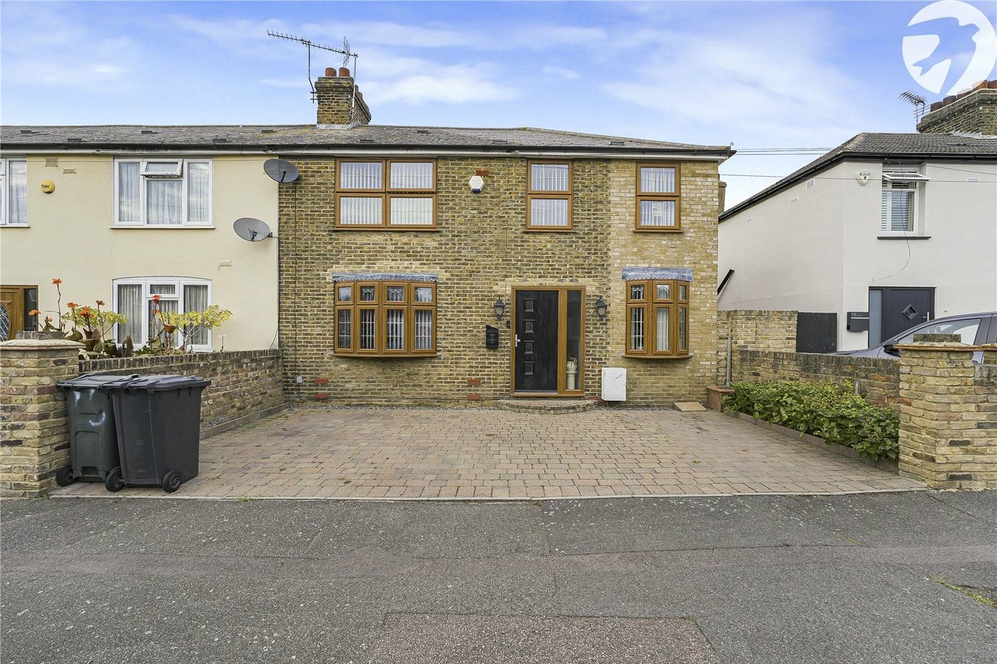 3 bedroom house for sale in Swanscombe | Robinson Jackson