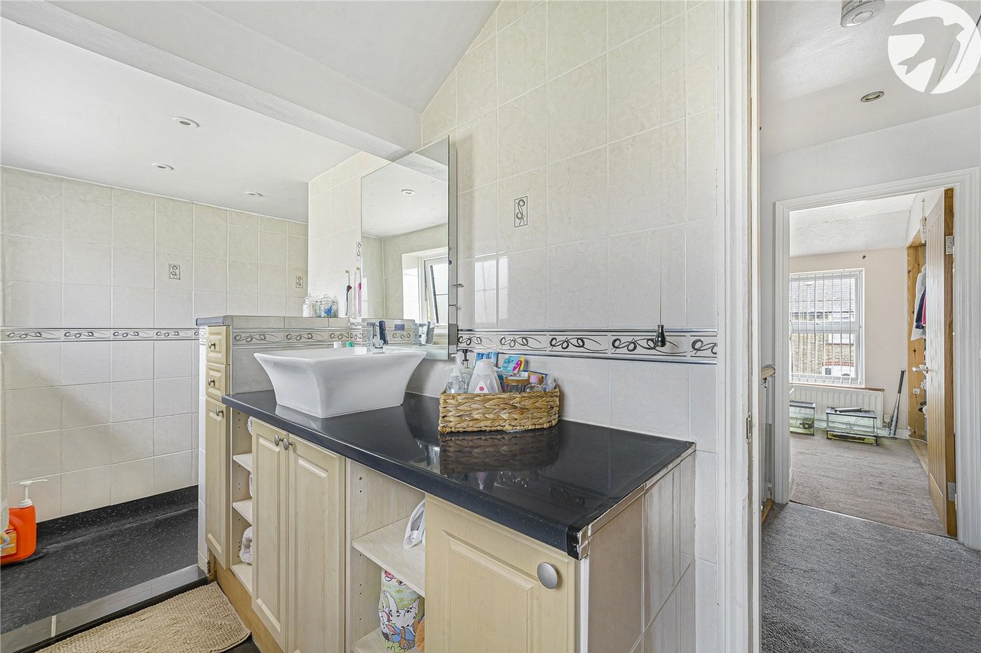 3 bedroom house for sale in Swanscombe | Robinson Jackson