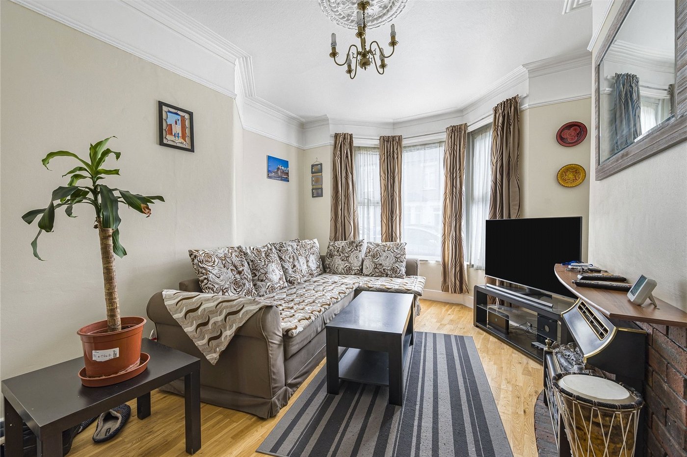 2 bedroom house for sale in Welling | Robinson Jackson