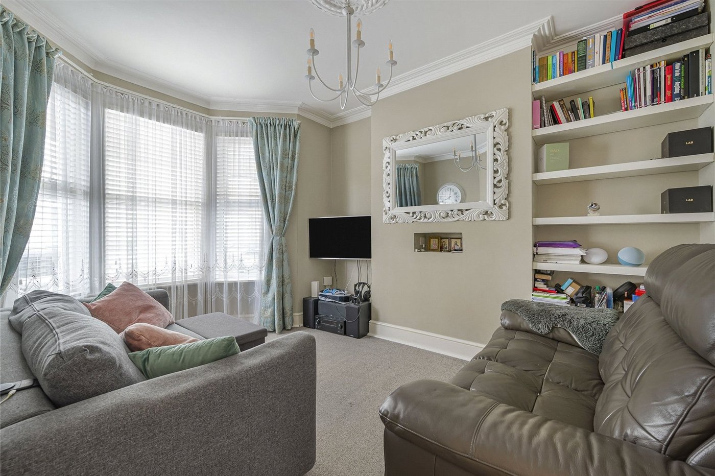 2 bedroom house for sale in Welling | Robinson Jackson