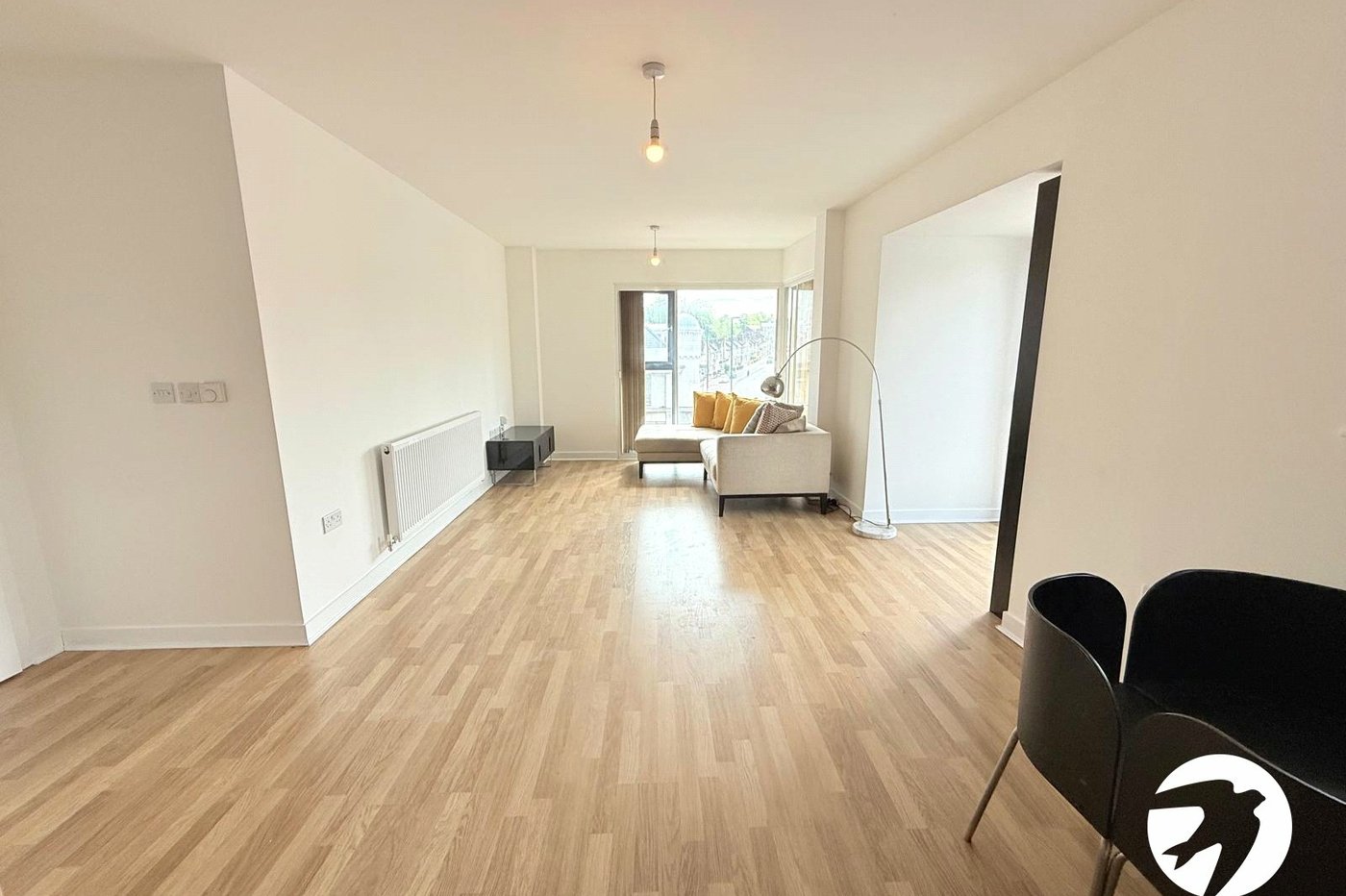 2 bedroom property for sale in London | Robinson Jackson