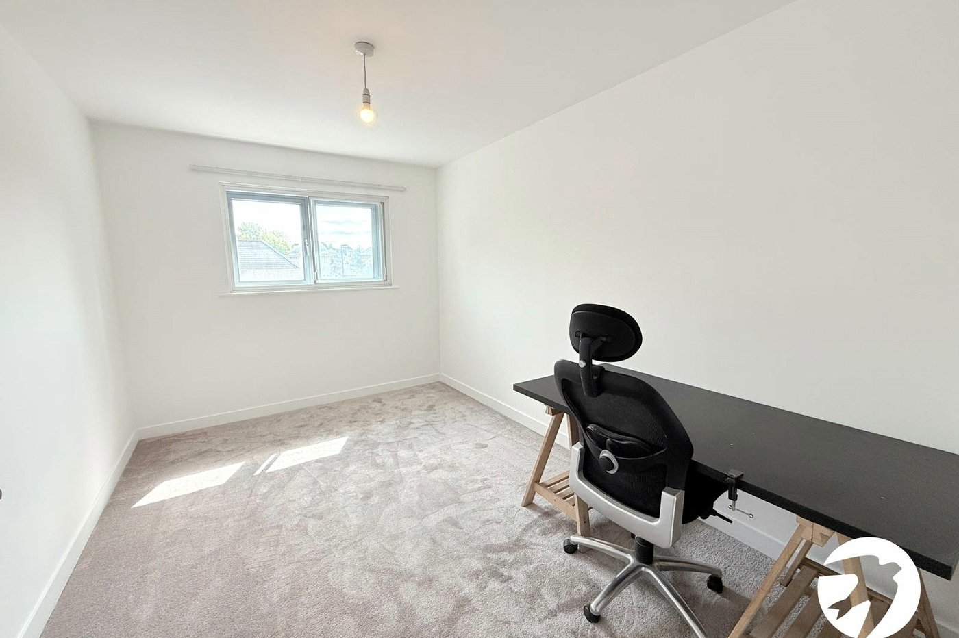 2 bedroom property for sale in London | Robinson Jackson