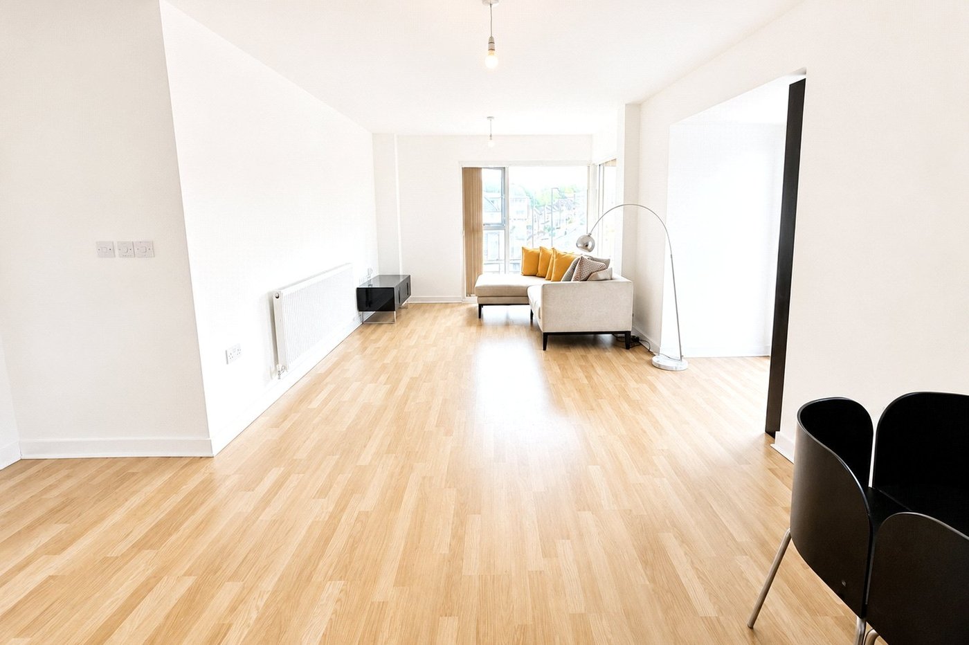 2 bedroom property for sale in London | Robinson Jackson