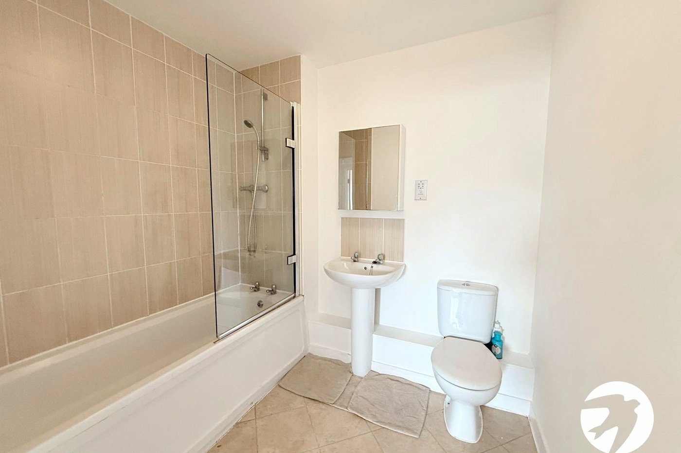 2 bedroom property for sale in London | Robinson Jackson
