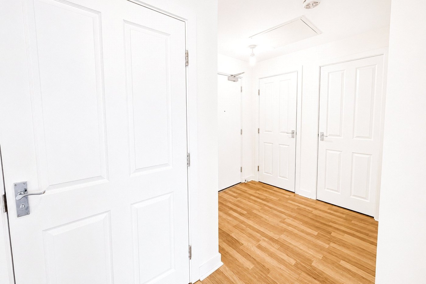 2 bedroom property for sale in London | Robinson Jackson