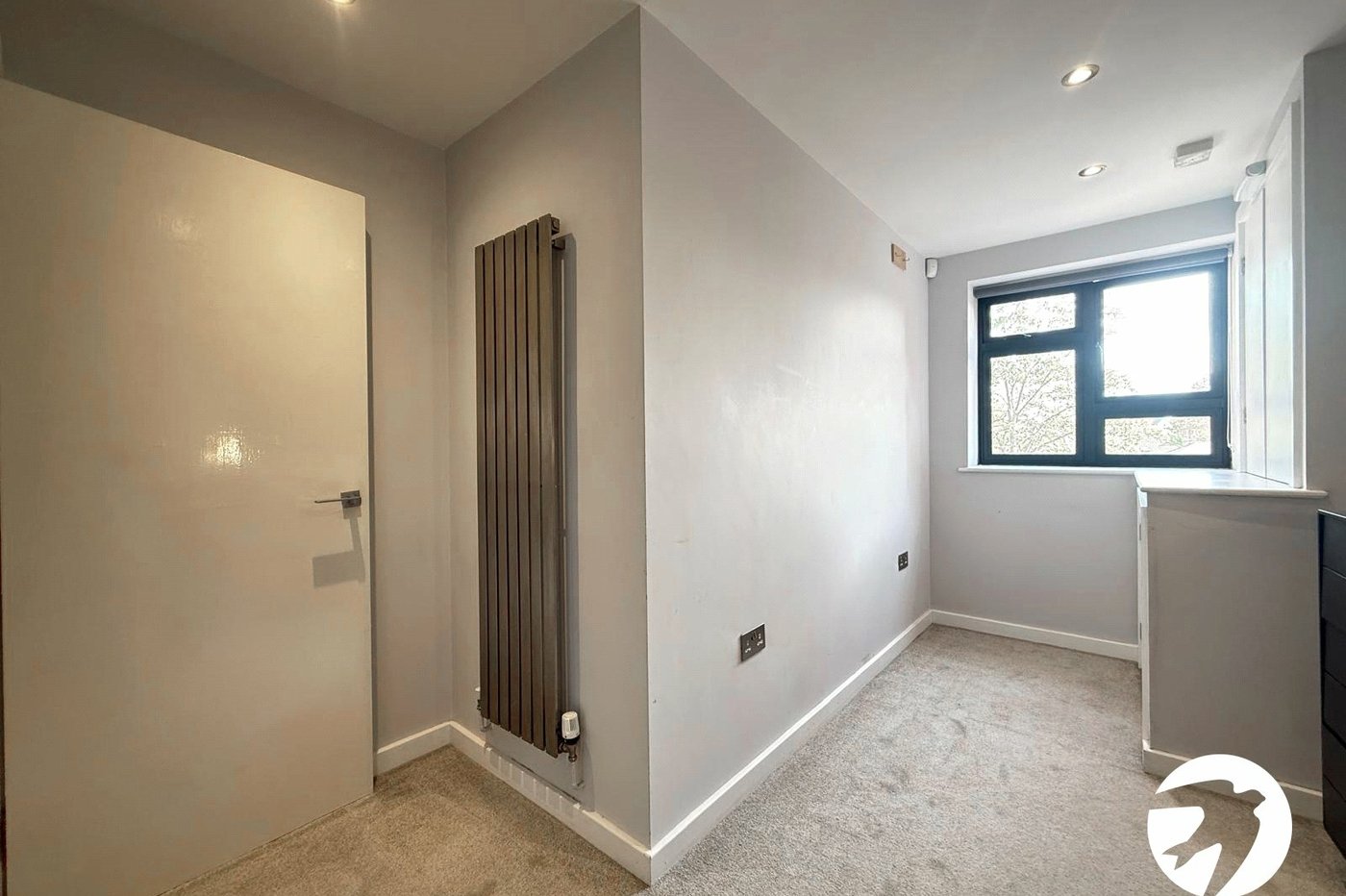 2 bedroom property for sale in London | Robinson Jackson