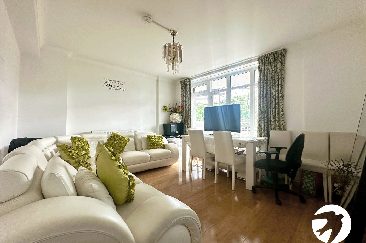 2 bedroom property for sale in London | Robinson Jackson