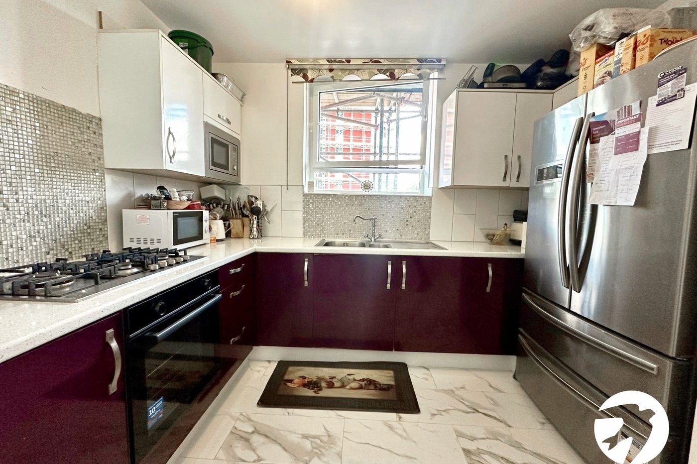 2 bedroom property for sale in London | Robinson Jackson