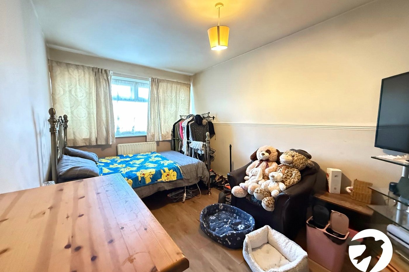 3 bedroom property for sale in London | Robinson Jackson