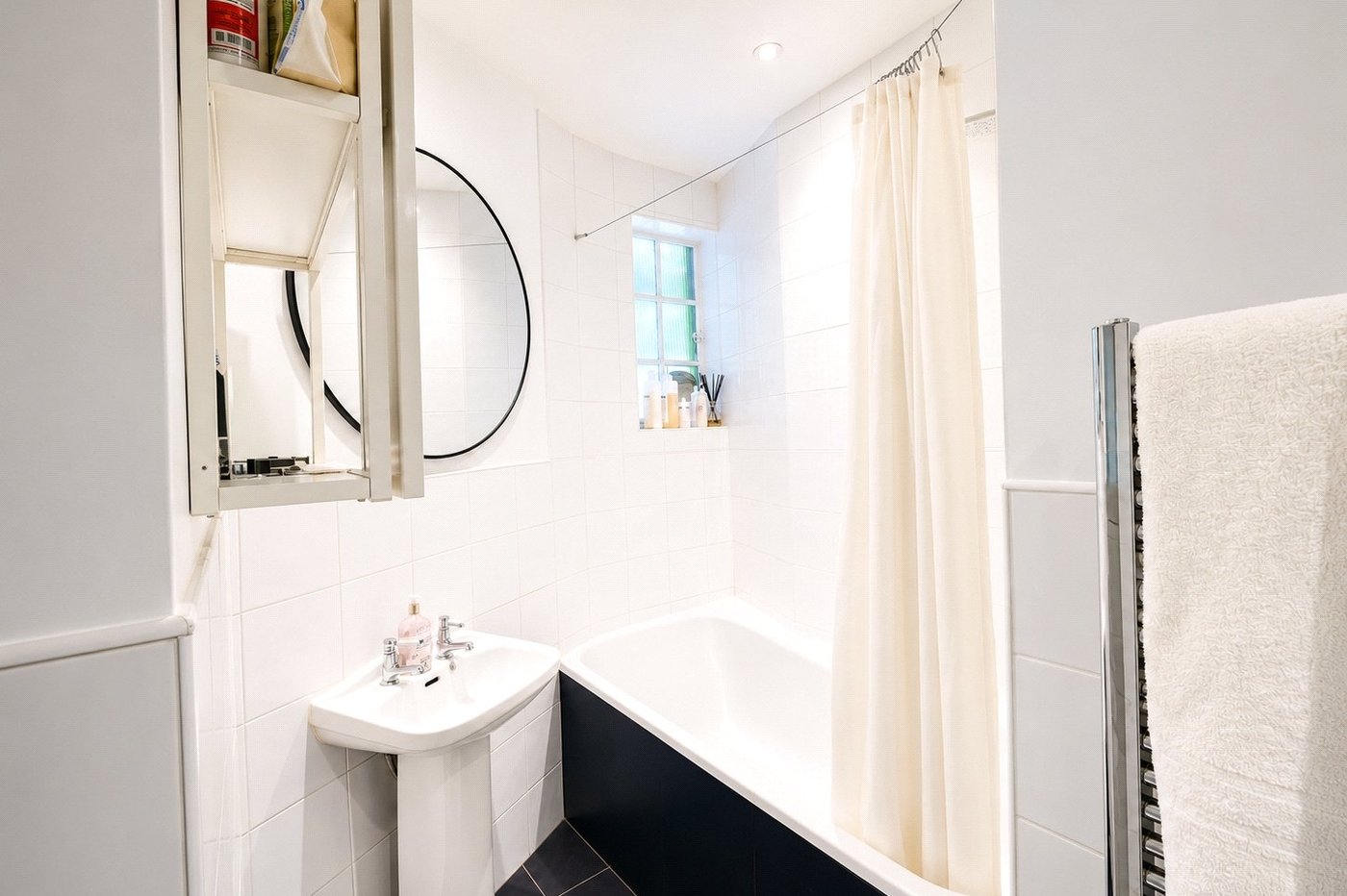1 bedroom property for sale in London | Robinson Jackson