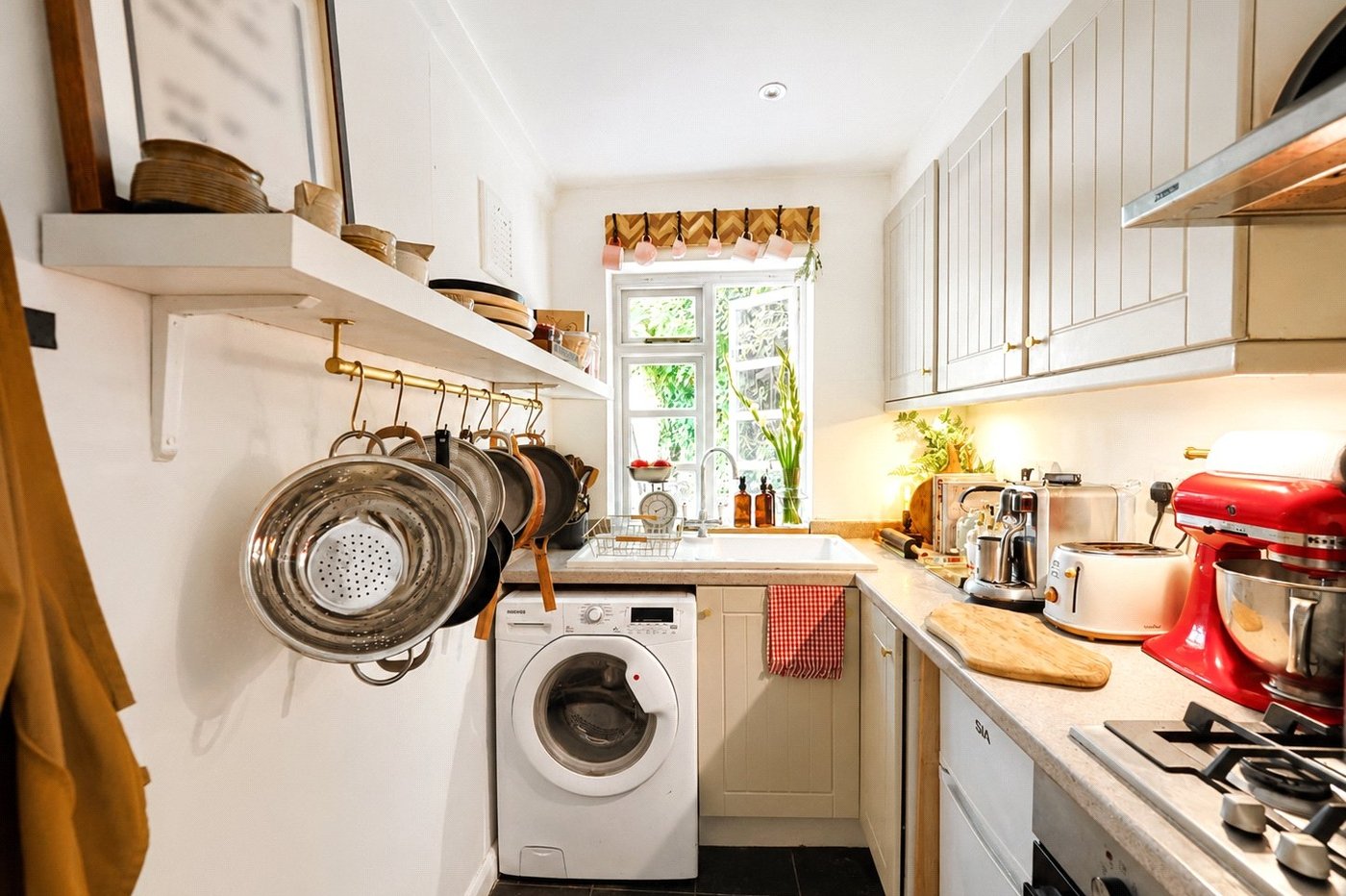 1 bedroom property for sale in London | Robinson Jackson