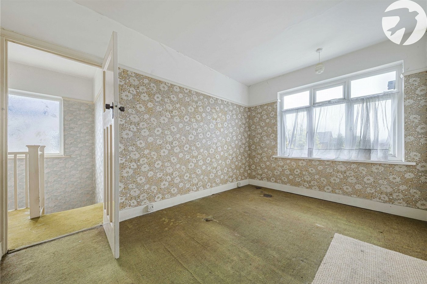 3 bedroom house for sale in London | Robinson Jackson