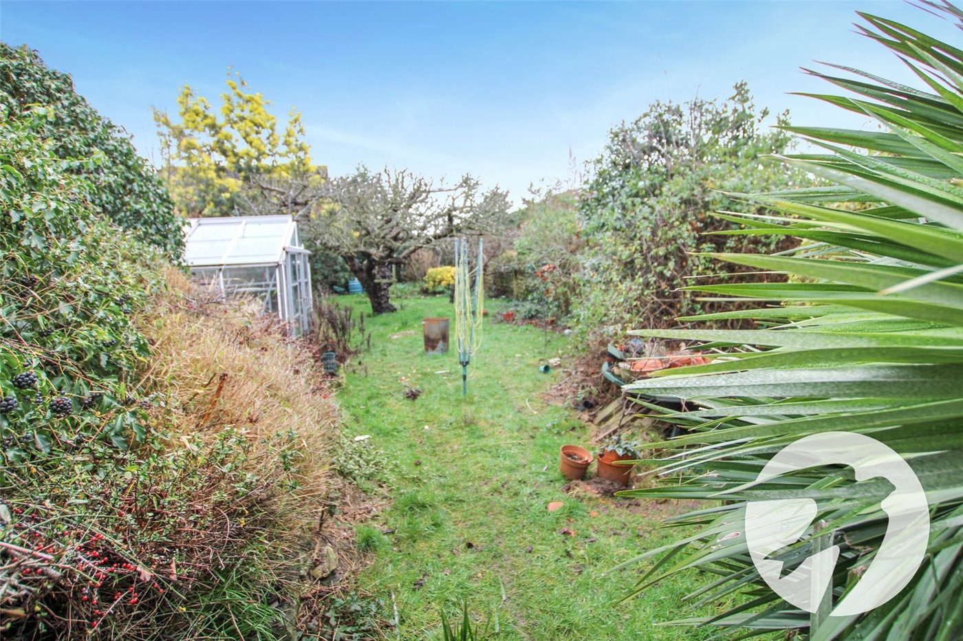 3 bedroom house for sale in London | Robinson Jackson