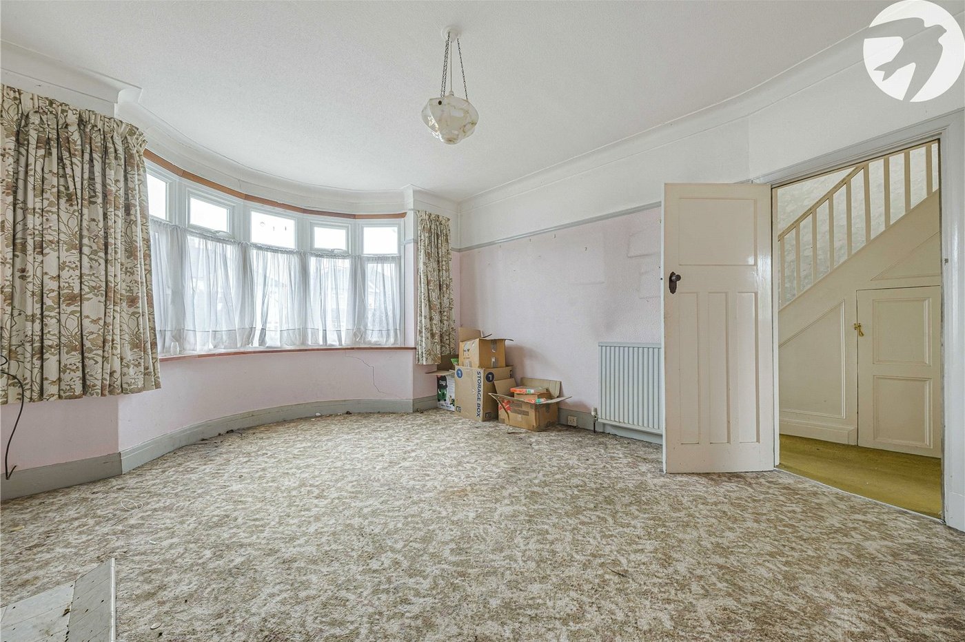 3 bedroom house for sale in London | Robinson Jackson