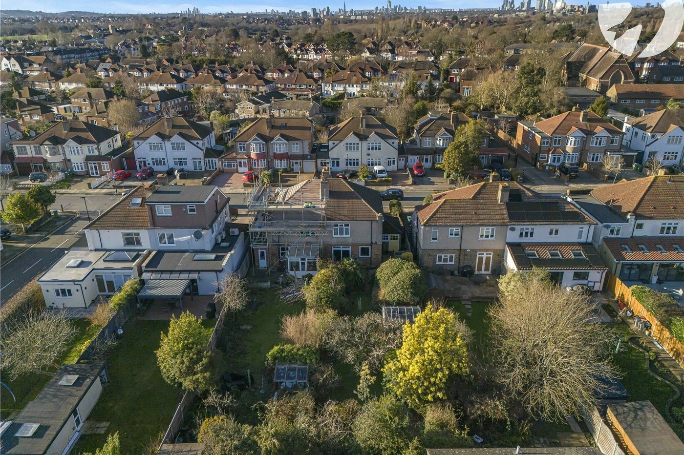 3 bedroom house for sale in London | Robinson Jackson